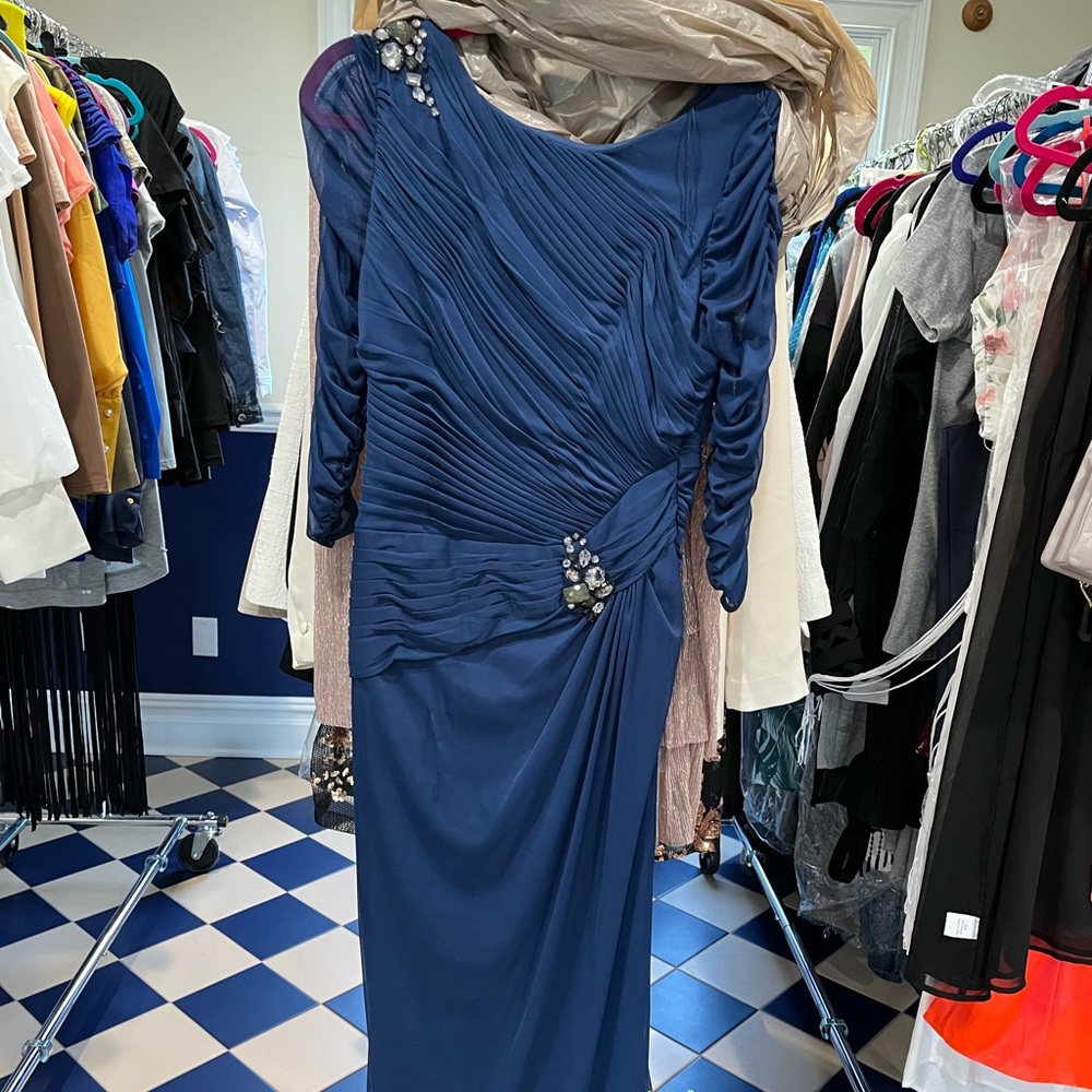 ADRIANNA PAPELL DRESS